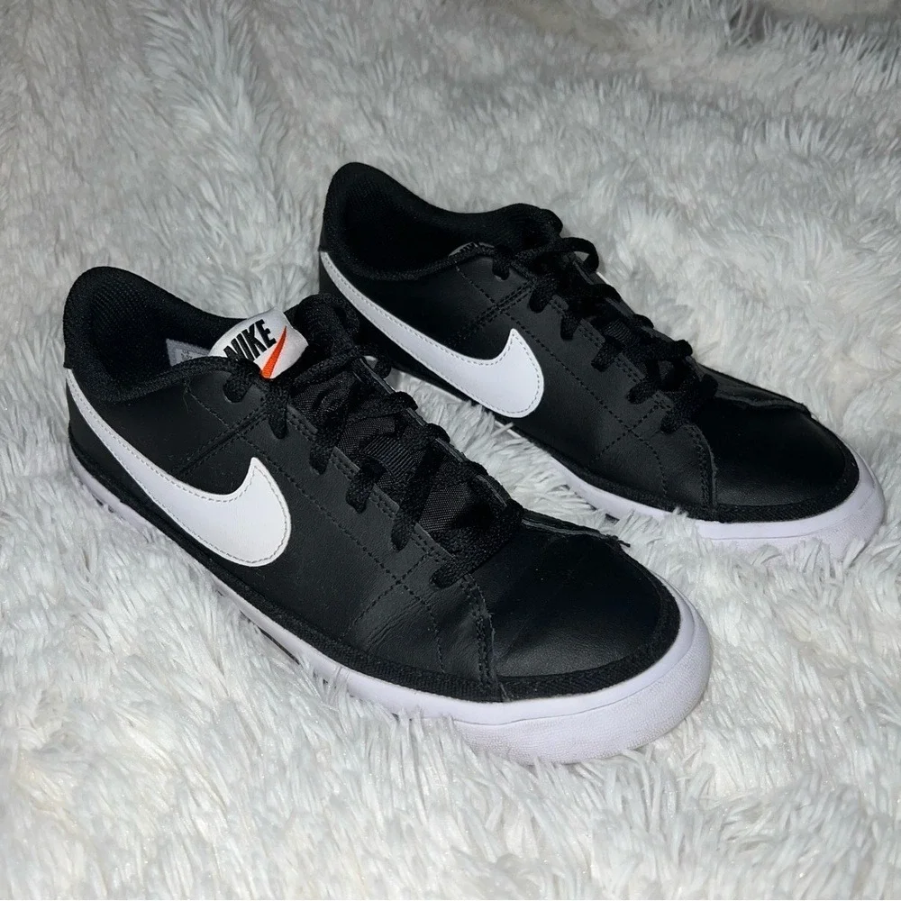 Nike Court Legacy Big Kids Trainers Size Boys 5.5Y / Women's 7